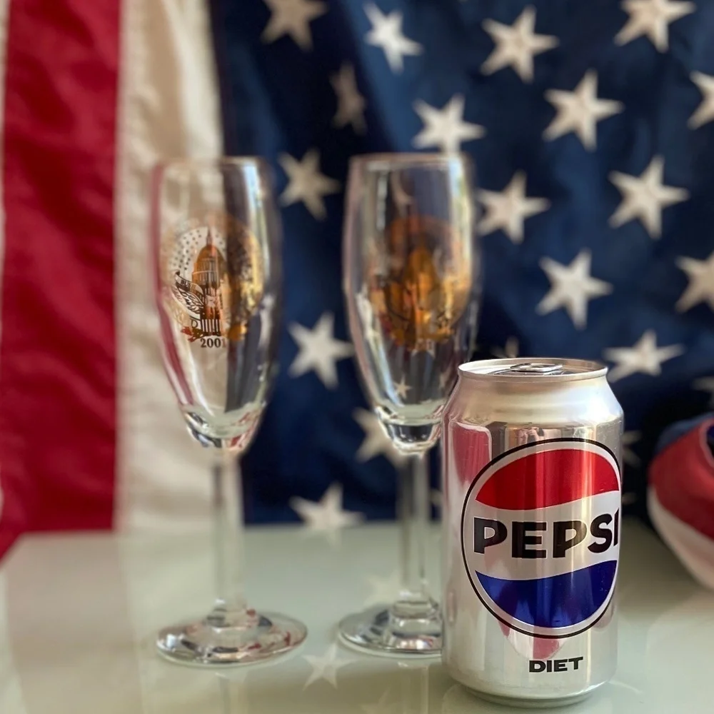 Champaign Glasses 2001 Inauguration of George W. Bush EUC